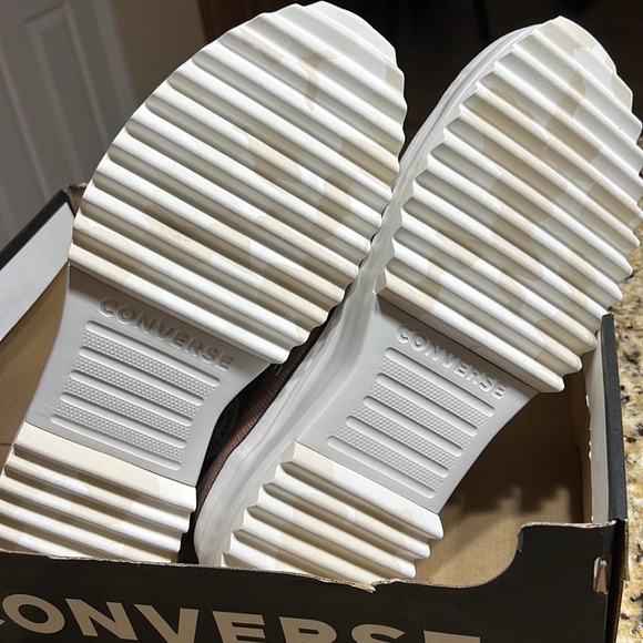 Men’s Converse Tonal Marble Run Star Hike Sneakers - Picture 7 of 13